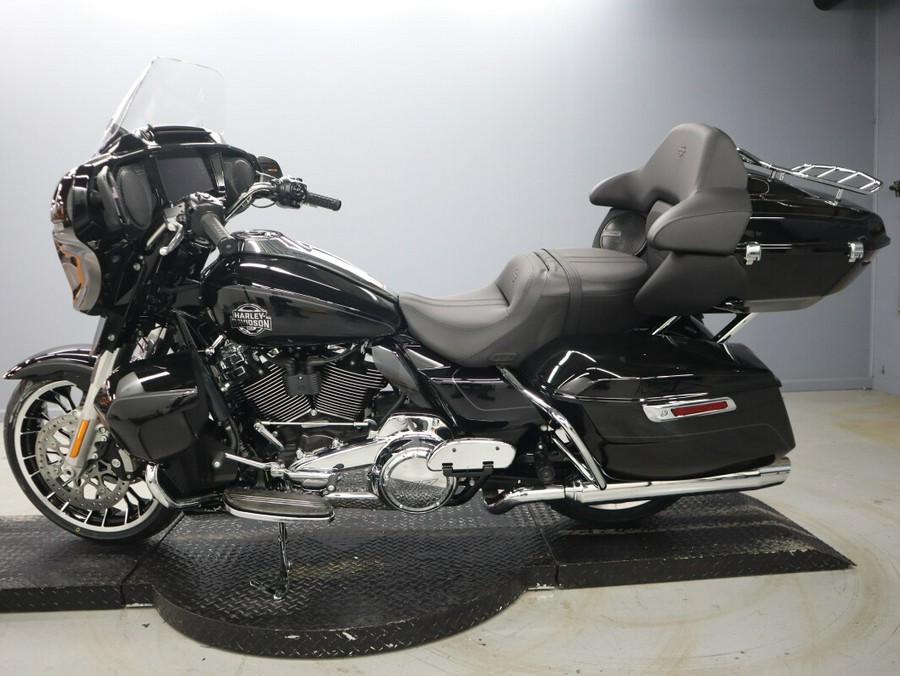 2026 Harley-Davidson Street Glide Limited FLHXL