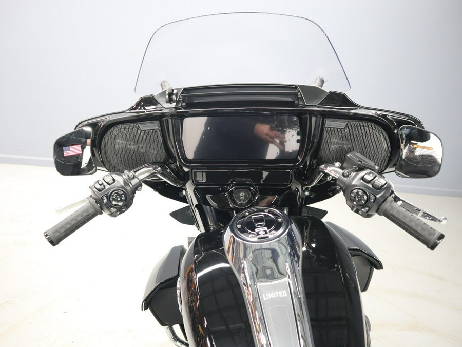 2026 Harley-Davidson Street Glide Limited FLHXL