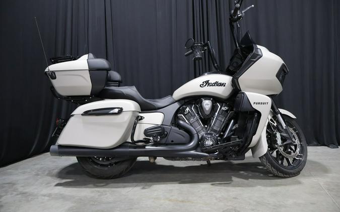 2023 Indian Pursuit Dark Horse w/Premium Package - Indian Motorcycle