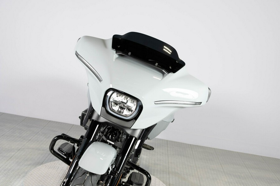 2026 Harley-Davidson Street Glide FLHX