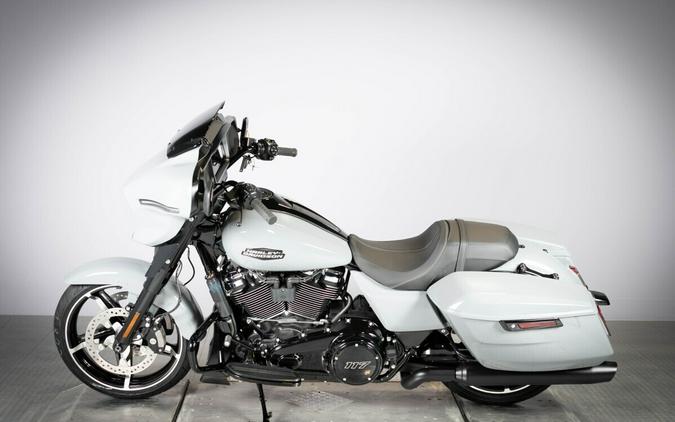 2026 Harley-Davidson Street Glide FLHX