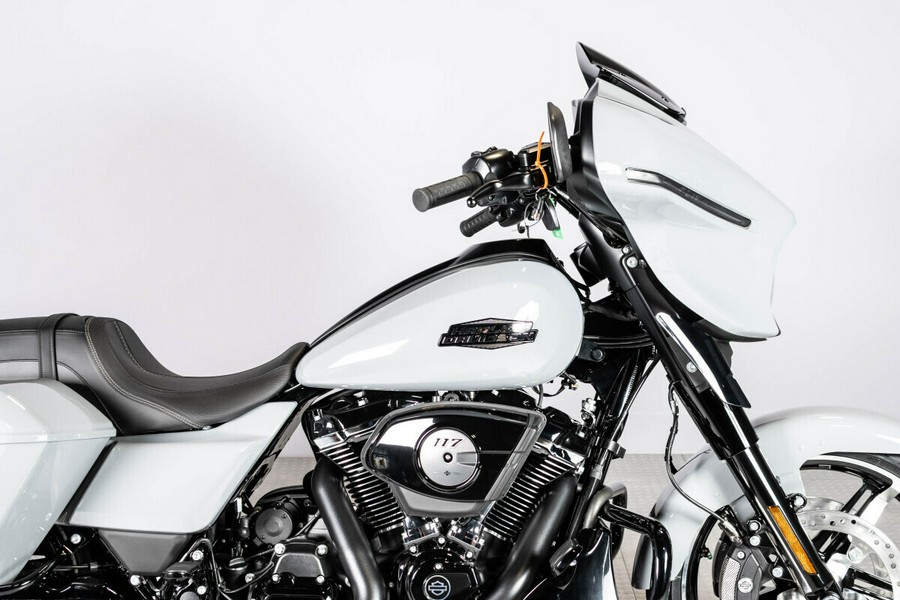 2026 Harley-Davidson Street Glide FLHX