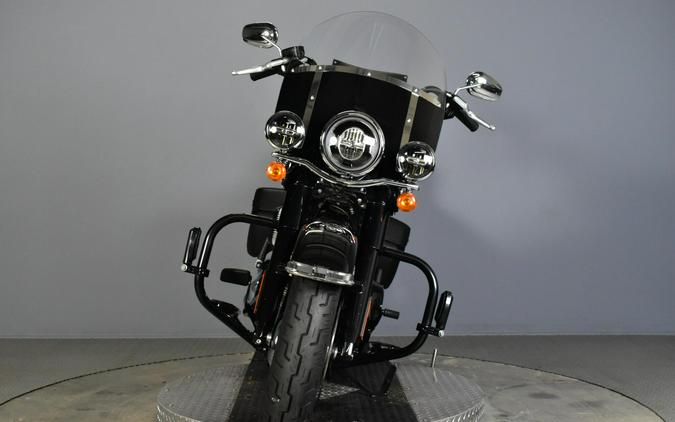 2018 Harley-Davidson Heritage Classic 114 Vivid Black
