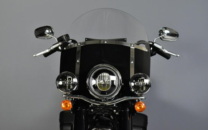2018 Harley-Davidson Heritage Classic 114 Vivid Black