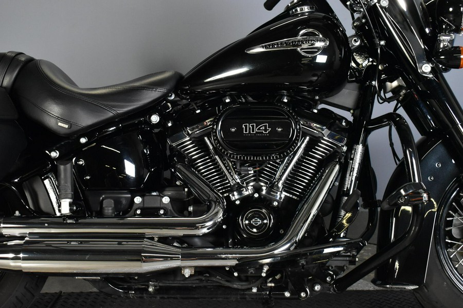 2018 Harley-Davidson Heritage Classic 114 Vivid Black