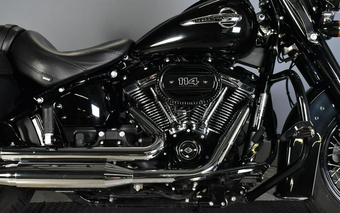 2018 Harley-Davidson Heritage Classic 114 Vivid Black