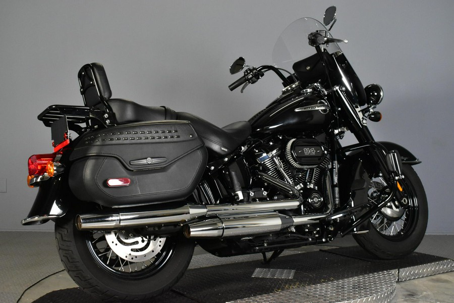 2018 Harley-Davidson Heritage Classic 114 Vivid Black