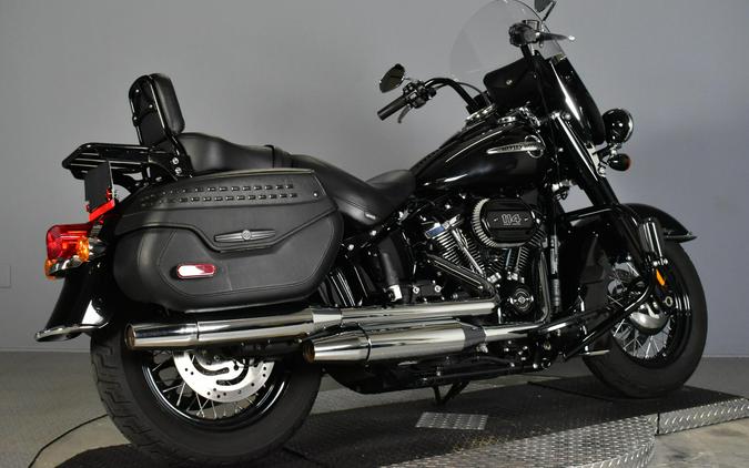 2018 Harley-Davidson Heritage Classic 114 Vivid Black