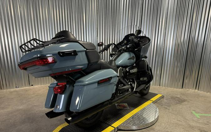 2024 Harley-Davidson Road Glide Limited Sharkskin Blue