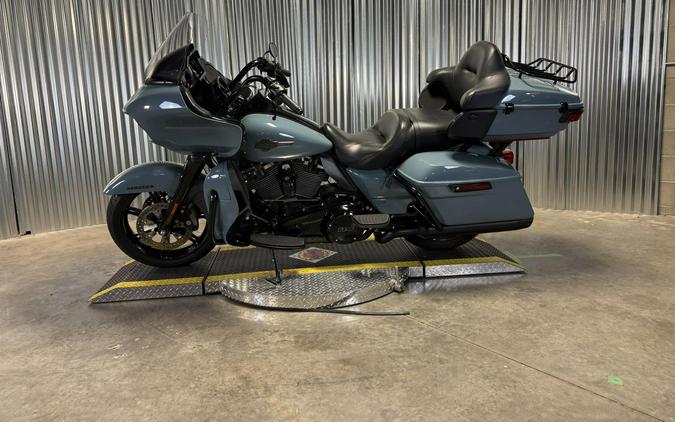 2024 Harley-Davidson Road Glide Limited Sharkskin Blue