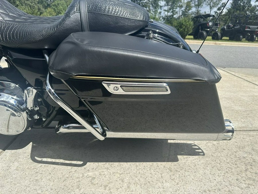 2021 Harley-Davidson FLHX - Street Glide