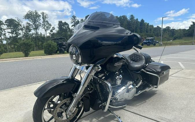 2021 Harley-Davidson FLHX - Street Glide