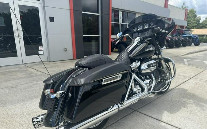 2021 Harley-Davidson FLHX - Street Glide