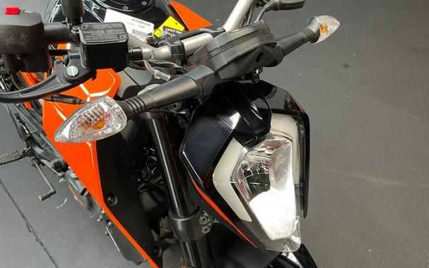 2022 KTM 200 Duke
