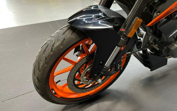 2022 KTM 200 Duke