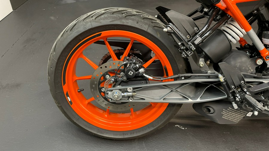 2022 KTM 200 Duke