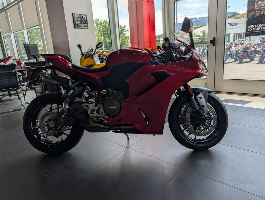 2026 Ducati Panigale V2