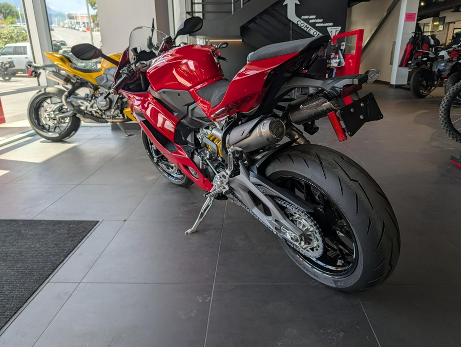 2026 Ducati Panigale V2