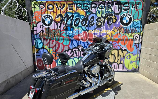 2010 HARLEY ROAD GLIDE CUSTOM