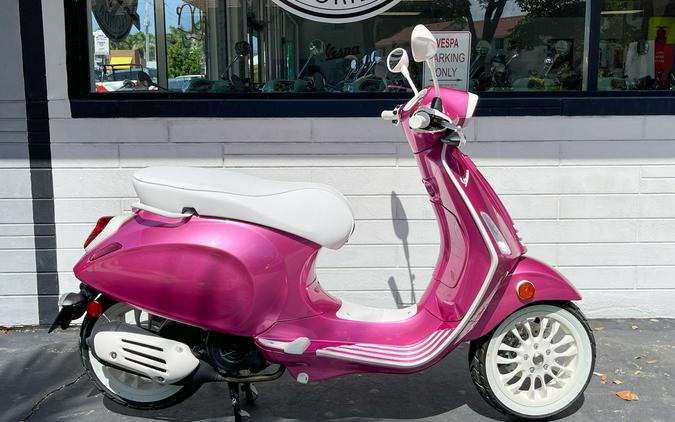 2023 Vespa Sprint 150 Barbie Edition