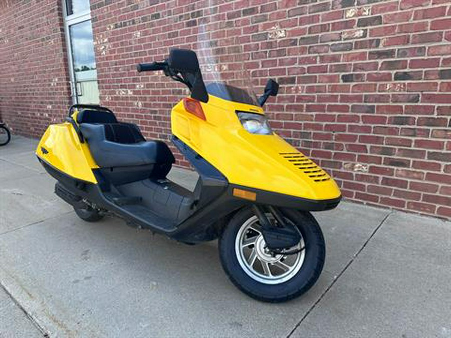 2004 Honda Helix