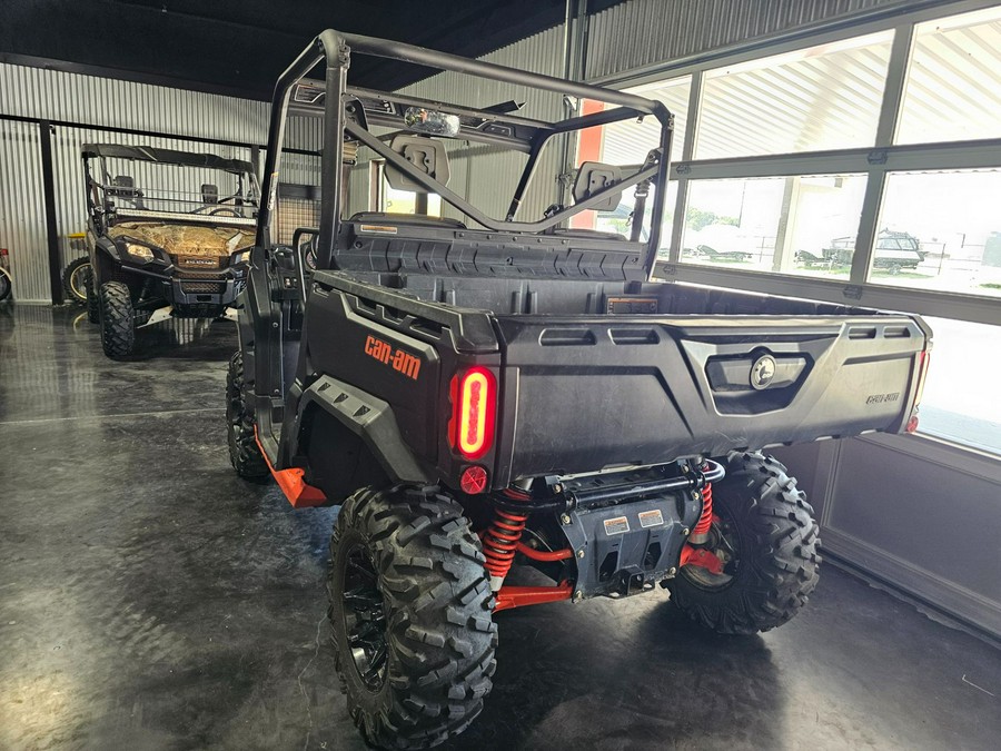 2019 Can-Am™ Defender XT-P HD10