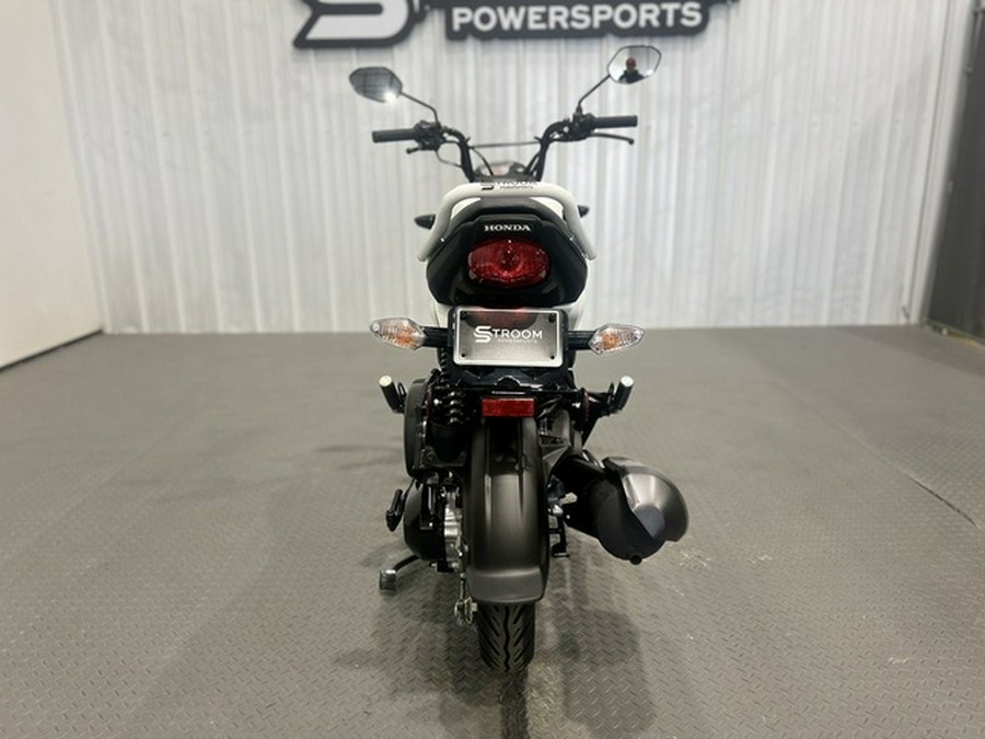 2025 Honda Navi White