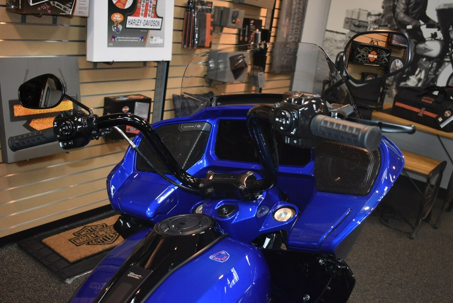 FLTRX 2024 Road Glide™