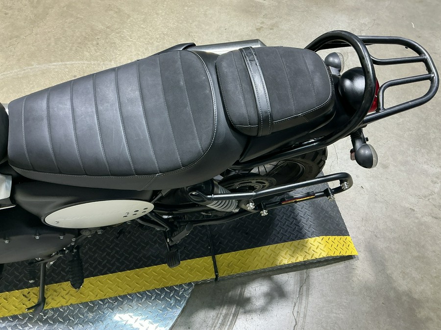 2022 Triumph Street Scrambler