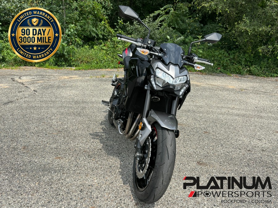 2023 Kawasaki Z900 ABS Metallic Phantom Silver/metallic Carbon Gray - UA63572
