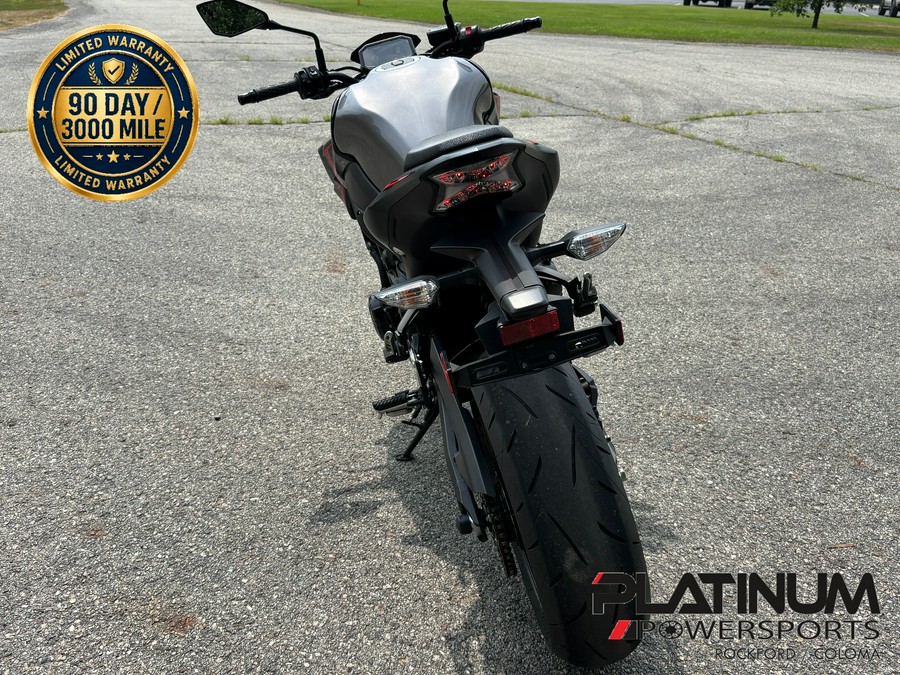 2023 Kawasaki Z900 ABS Metallic Phantom Silver/metallic Carbon Gray - UA63572