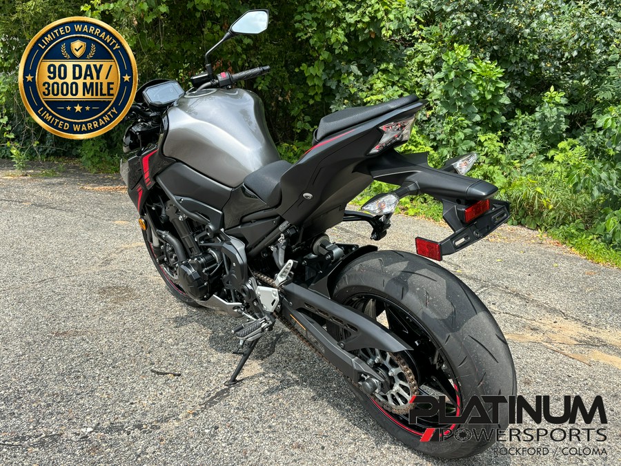 2023 Kawasaki Z900 ABS Metallic Phantom Silver/metallic Carbon Gray - UA63572