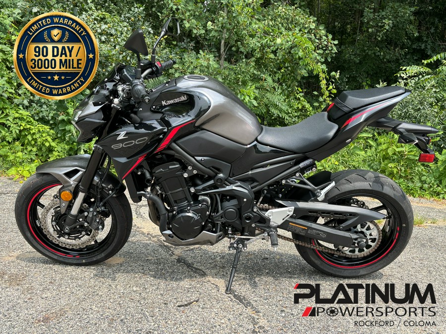 2023 Kawasaki Z900 ABS Metallic Phantom Silver/metallic Carbon Gray - UA63572