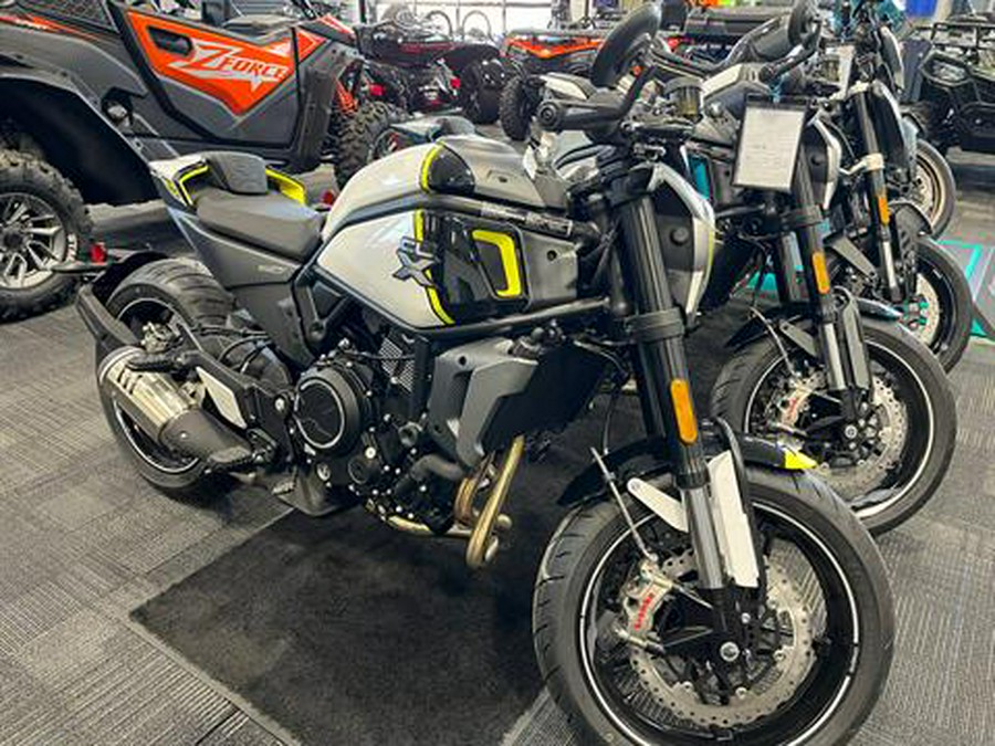 2023 CFMOTO 700CL-X Sport