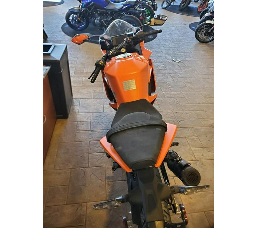 2023 KTM RC 390