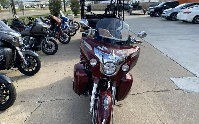 2019 Indian Motorcycle® Roadmaster® Burgundy Metallic