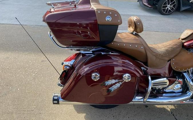 2019 Indian Motorcycle® Roadmaster® Burgundy Metallic