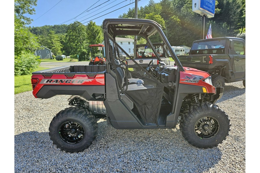 2025 Polaris Industries RANGER XP 1000 PREMIUM SUNSET RED/ 2 YEARS OF WARRANTY