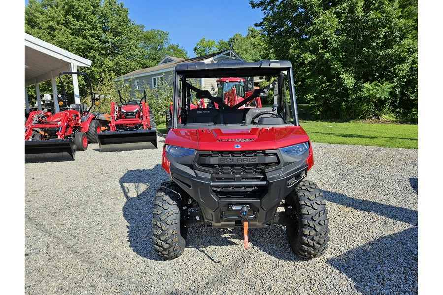 2025 Polaris Industries RANGER XP 1000 PREMIUM SUNSET RED/ 2 YEARS OF WARRANTY