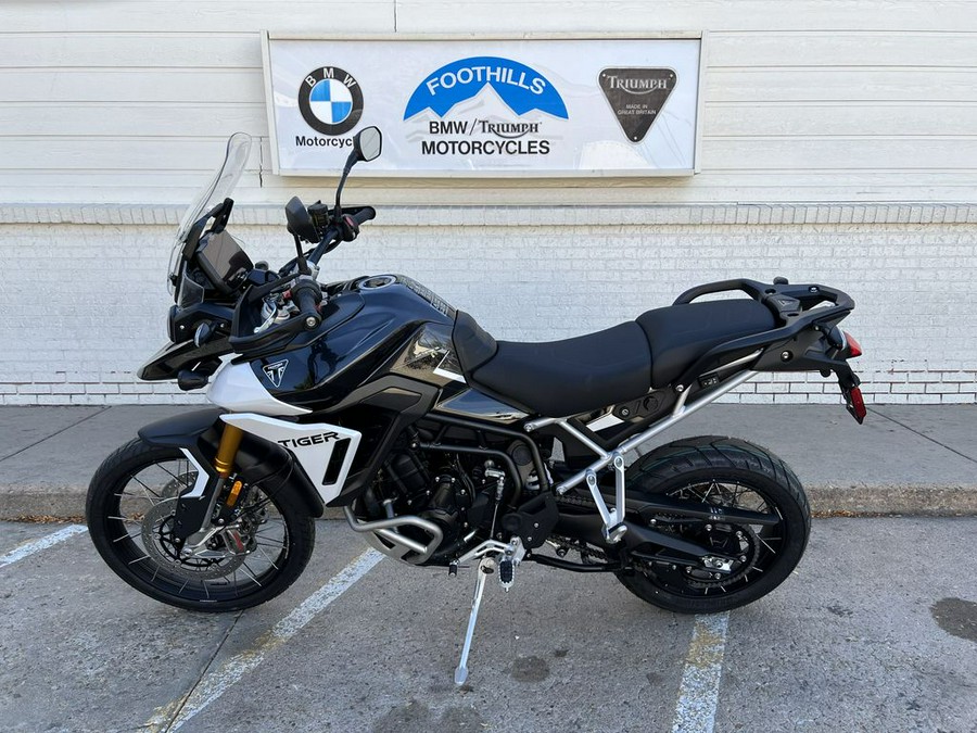 2025 Triumph Tiger 900 Rally Pro Carbon Black / Sapphire Black