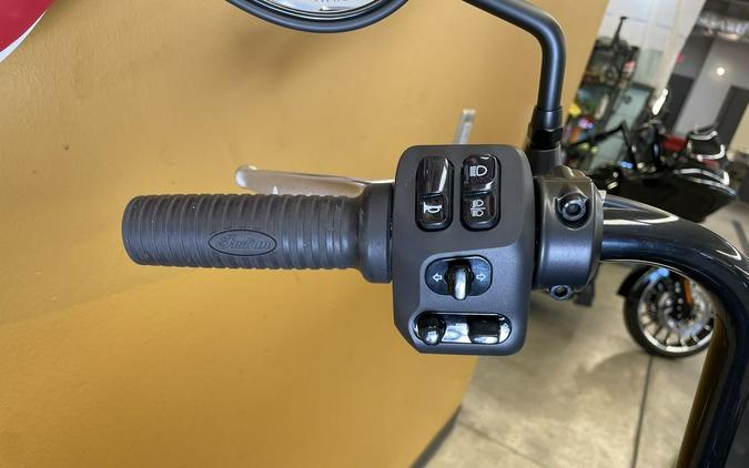 2023 Indian Motorcycle® Sport Chief Icon Spirit Blue Smoke