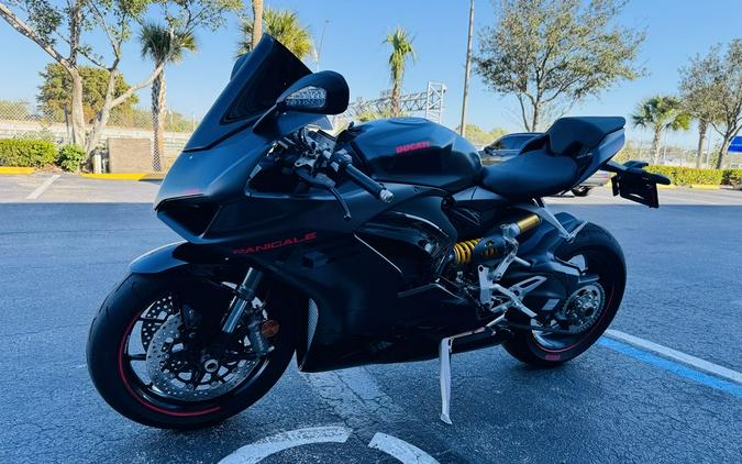 2024 Ducati Panigale V2 Black on Black