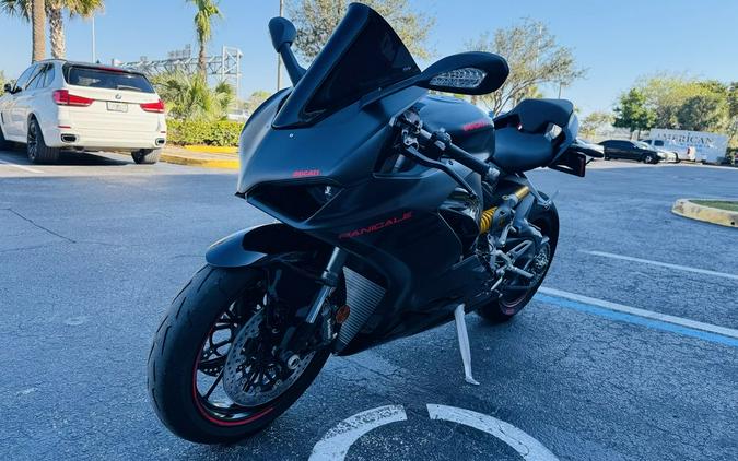 2024 Ducati Panigale V2 Black on Black