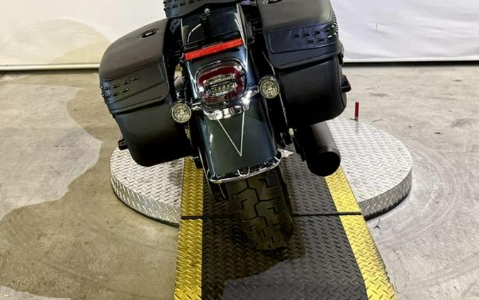 2025 Harley-Davidson® FLHC - Heritage Classic