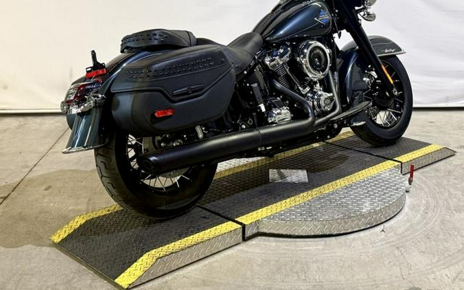 2025 Harley-Davidson® FLHC - Heritage Classic