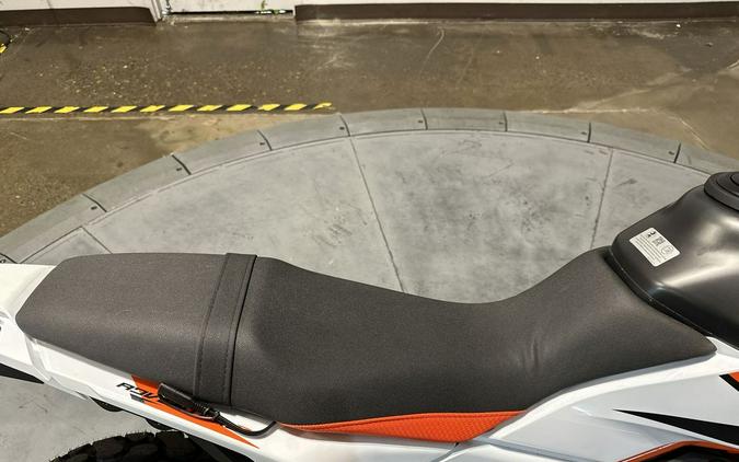 2026 KTM Adventure 390 R