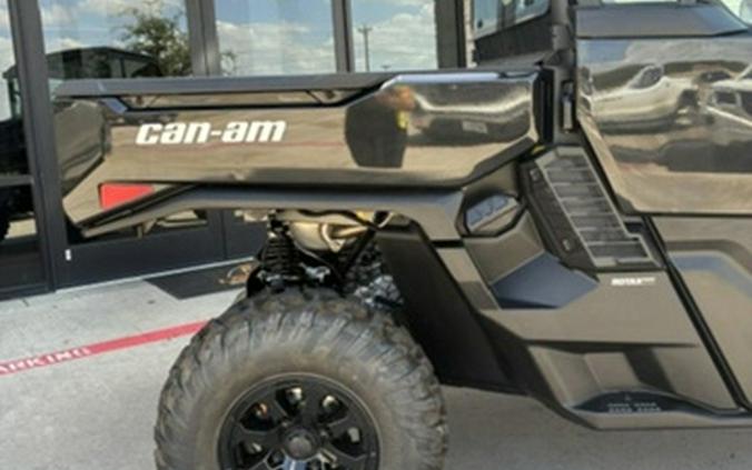 2026 Can-Am Defender XT CAB HD11