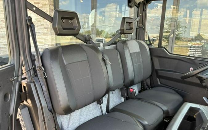 2026 Can-Am Defender XT CAB HD11