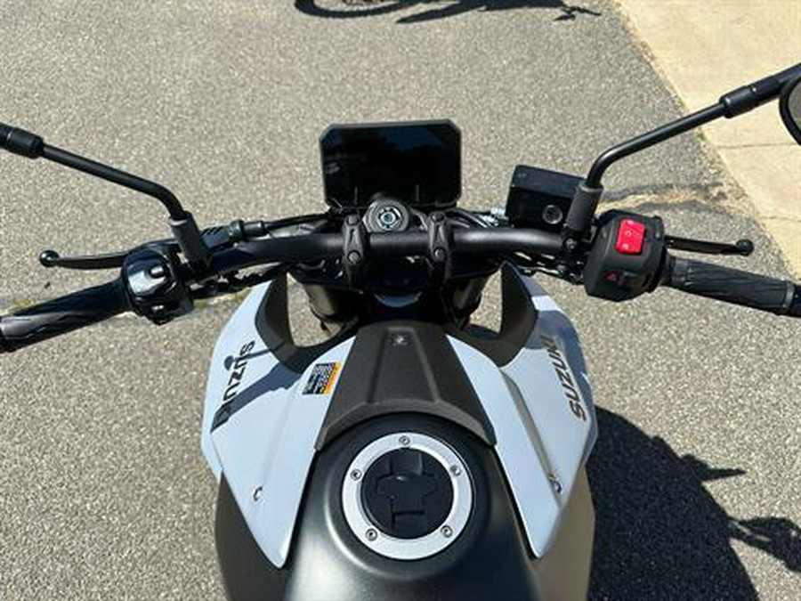 2024 Suzuki GSX-8S