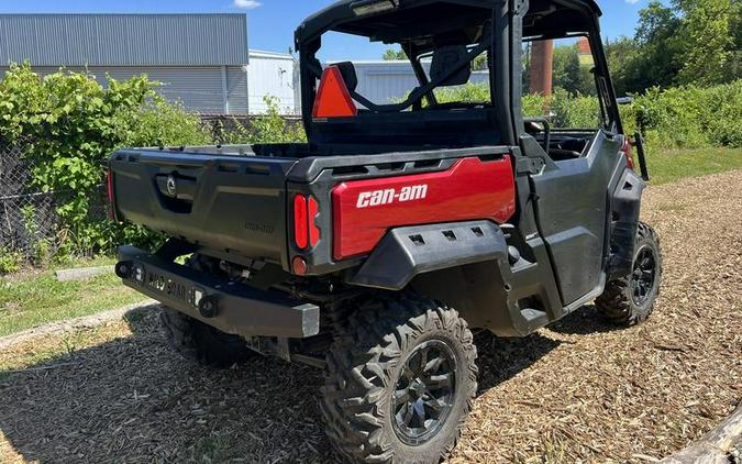 2019 Can-Am® Defender XT™ HD10